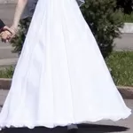 Сдам вечернее и свадебное платья напрокат