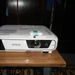 Продам Проектор Epson EB-X31