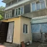В Городе Талгаре срочно продаётся дом трёх этажный тёплый.14 соток