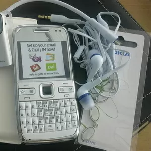 Продам телефон Nokia E72