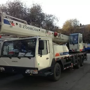 АВТОКРАН ZOOMLION QY25V 25 тонн,  4 секции,  32м+8м,  рычажный