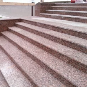 Гранитные ступени и лестницы в Алматы