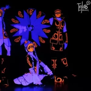 Световое шоу в ультрафиолете Korugly от TESLA Art Lab