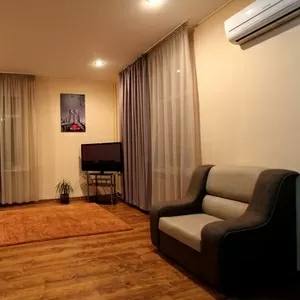 Чистая,  уютная и красивая 2х комнатная квартира в центре города Алматы