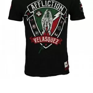 Футболки с яркими рисунками на темных. Печать на футболках фотографий 