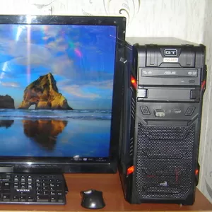 4-х Ядерный Игровой с большим монитором компьютер.