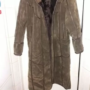 Продам Корейскую Дубленку новую