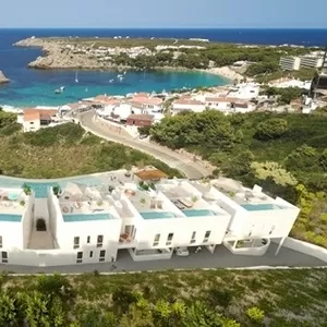 Уникальный дуплeкс-пентхаус с бассейном и панорамным видом — Менорка