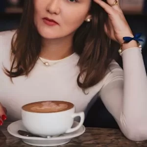 Я не психолог,  не занимаюсь терапией,  я человек,  который умеет слушать