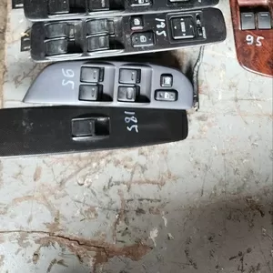 Блок управления стеклоподъемниками  Toyota Land Cruiser Prado