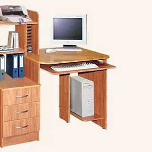 б/у 3 компьютерных стола,  2 шкафа
