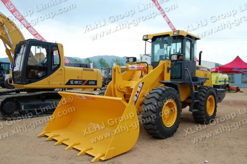 Оригинальные погрузчики XCMG LW300F.