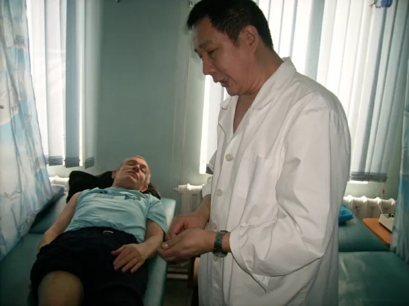 иглотерапевт-невропатолог из Китая МиньШэн(Миша) 2