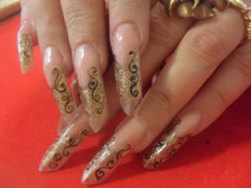 обучение наращиванию ногтей