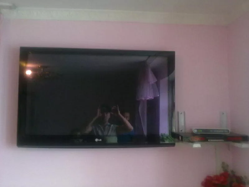 Установка стиральных машин, подвеска телевизоров на кронштейны. 2