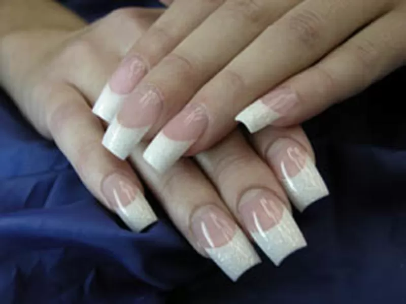 наращивание ногтей