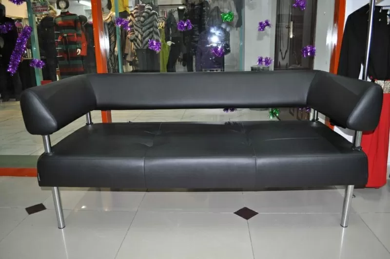 Диванчик для офиса. Продам