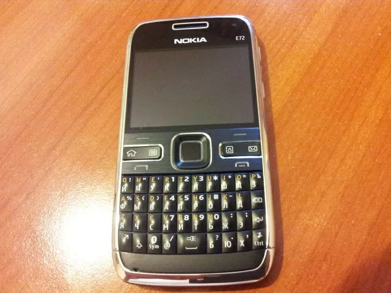 Сотовый телефон Nokia E72