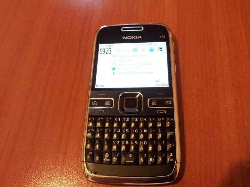 Сотовый телефон Nokia E72 3