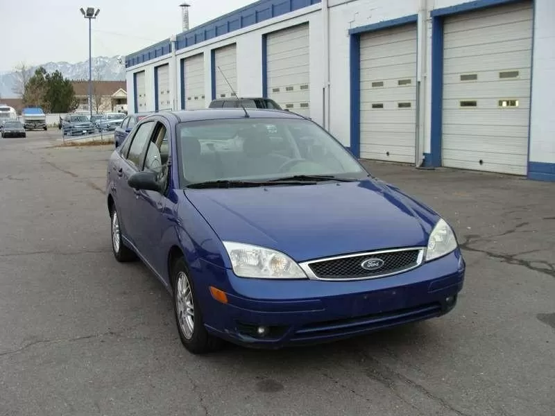 Ford Focus: выпуск 2005г, объем двигателя 1.8, автомат, передний приво 2