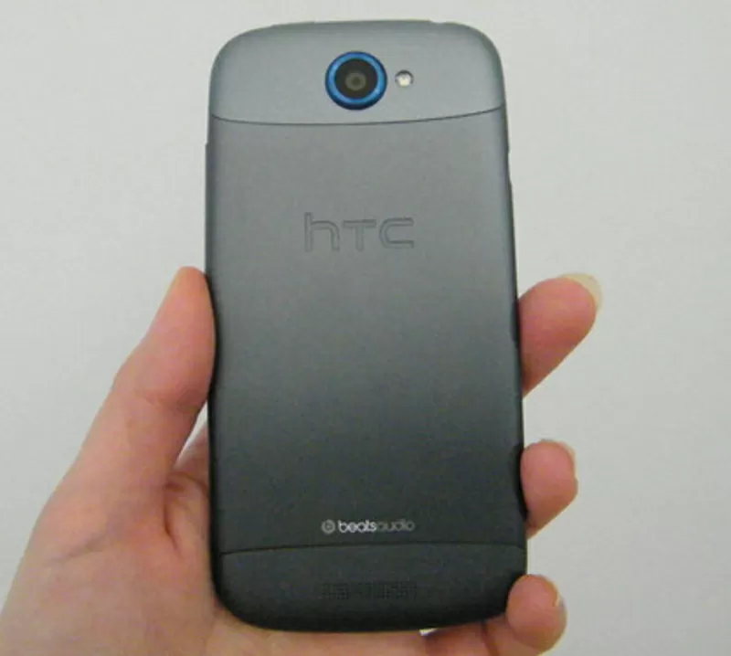 HTC One S - это смартфон от компании HTC 2