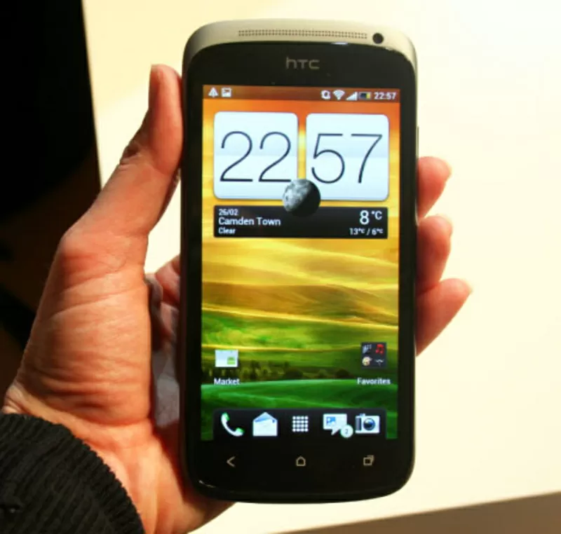 HTC One S - это смартфон от компании HTC 4