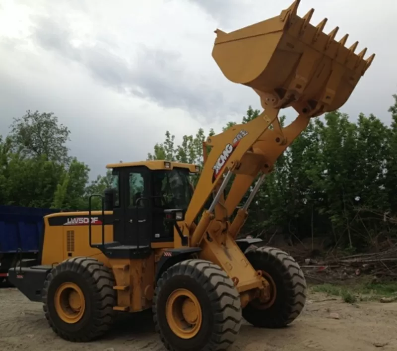 Фронтальные погрузчики XCMG, LiuGong в наличии 4