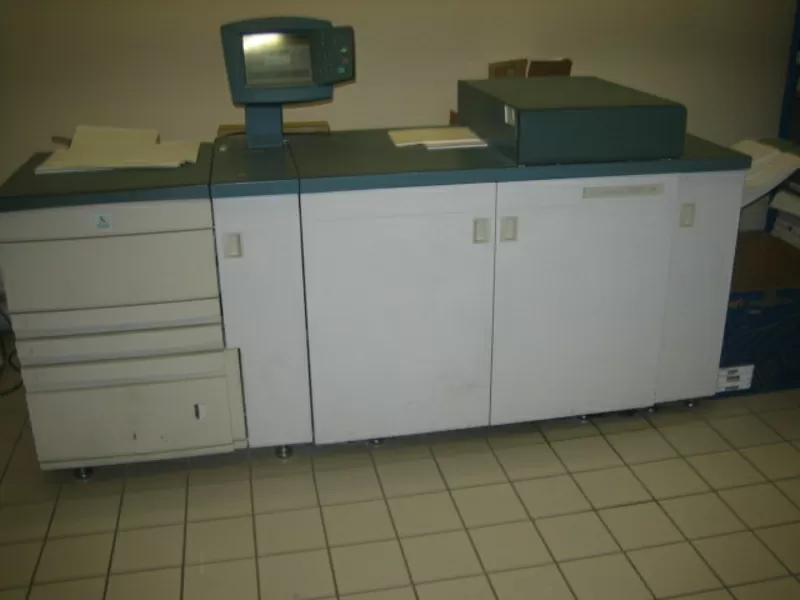 Цветной принтер Xerox DocuColor 2060