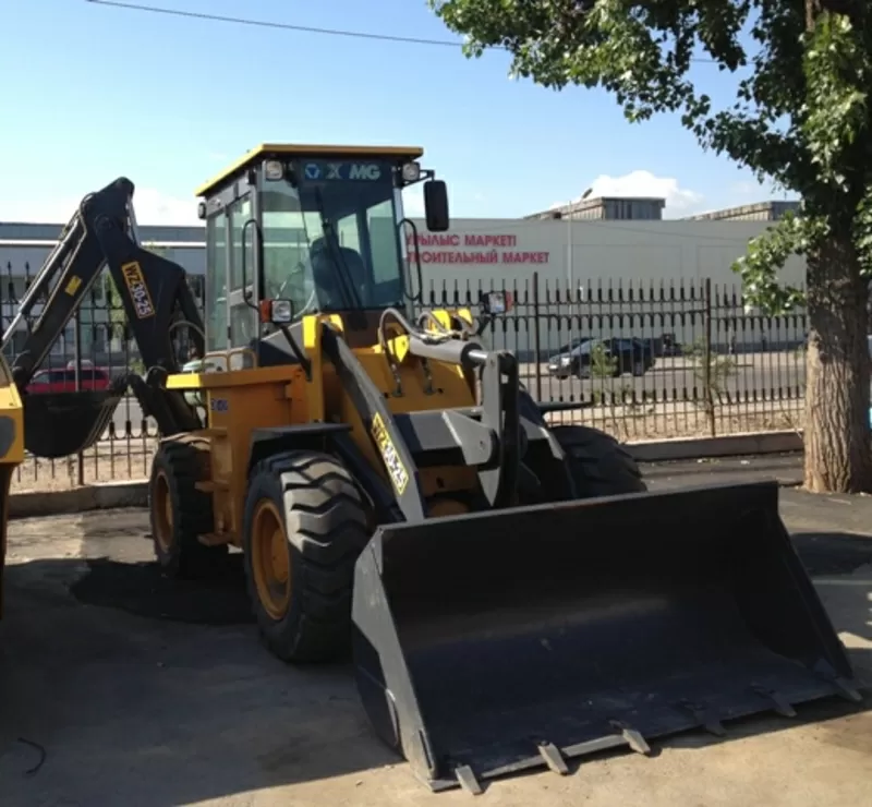 Экскаватор-погрузчик XCMG WZ 30-25 в наличии 2