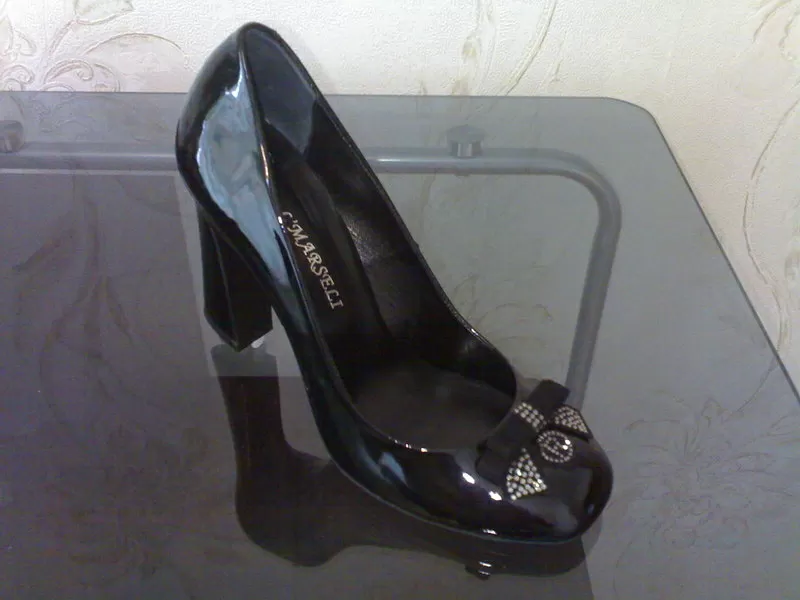 женская обувь((туфли)) 2