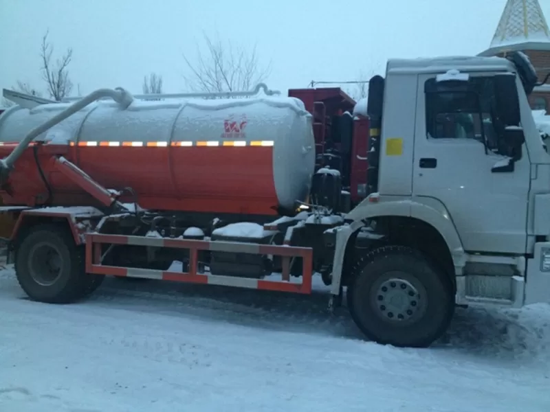 Ассенизаторская машина HOWO DLQ5150GXW3 -8кубов  ( аналог КАМАЗ КО 505 2