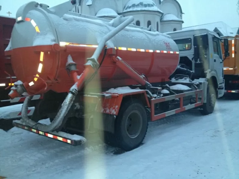 Ассенизаторская машина HOWO DLQ5150GXW3 -8кубов  ( аналог КАМАЗ КО 505 3