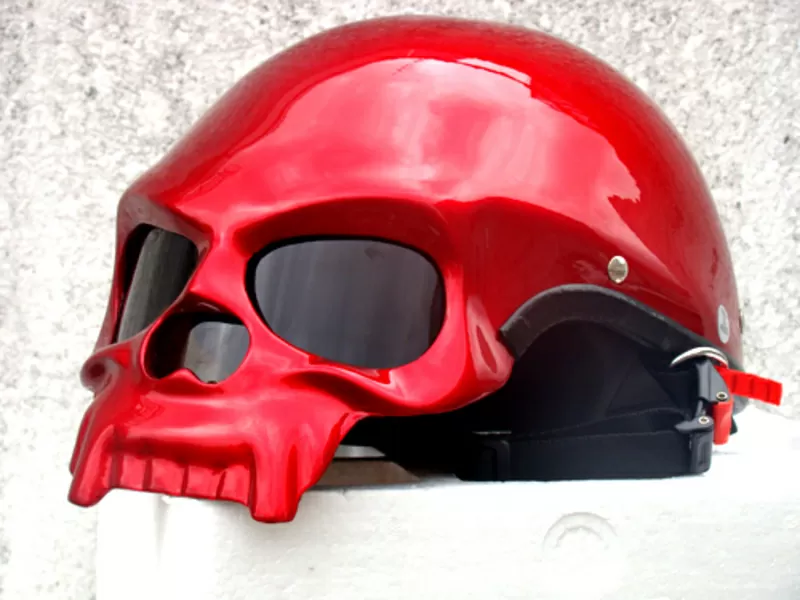 мотошлемы. Раковина шлема сделана из поликарбоната 13