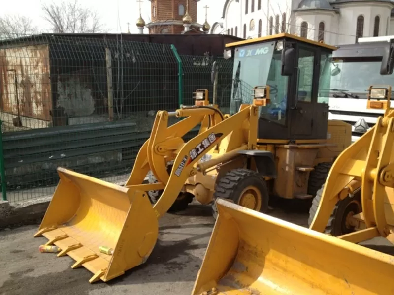 Погрузчик XCMG LW158, Г/п 1500 кг Объем ковша-0.7м3