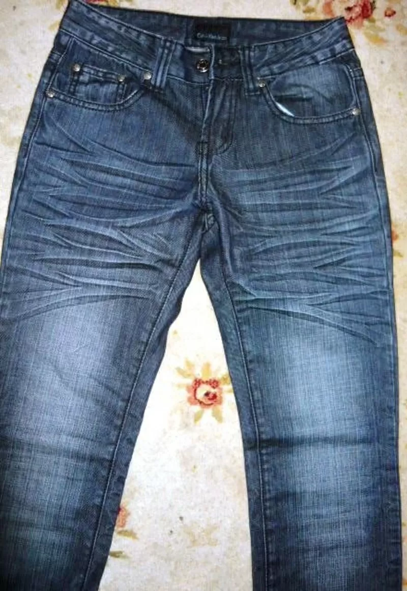 Продам новые женские и мужские джинсы. Все по 3 000 тенге. 3