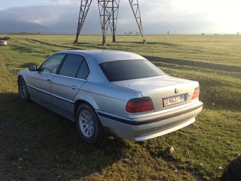 BMW 740 e38 на бишкекских номерах 2