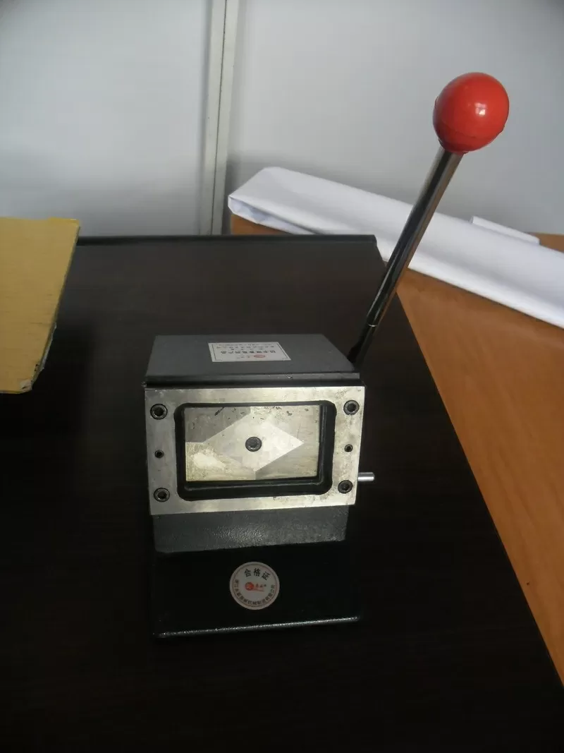 Вырубка для визиток в Алматы