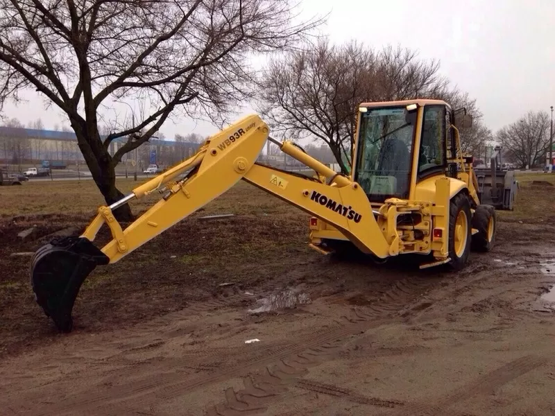 Komatsu WB93R2 Utility 2001 г в экскаватор-погрузчик 4