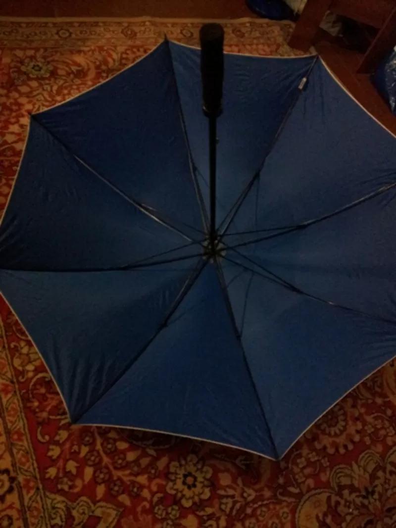 Продам дешево новый малазийский зонт 4