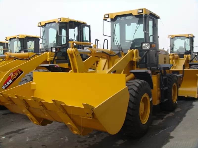 Фронтальный погрузчик XCMG LW300K 
