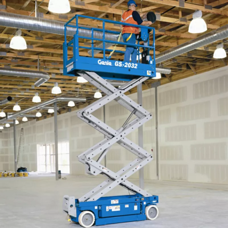 Ножничные подъемники Б/У и новые  Manitou,  JLG,  Genie 2