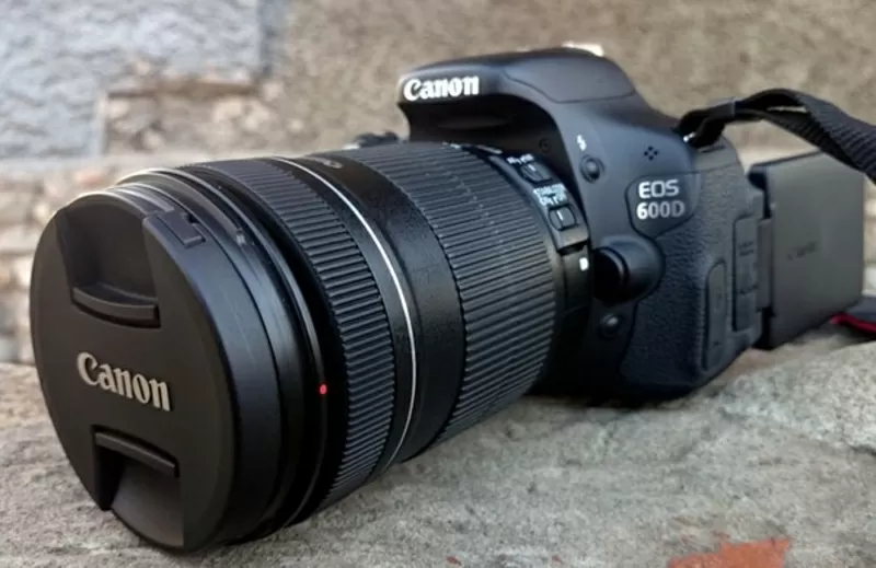 Canon EOS 600D Kit,  в идеальном состоянии