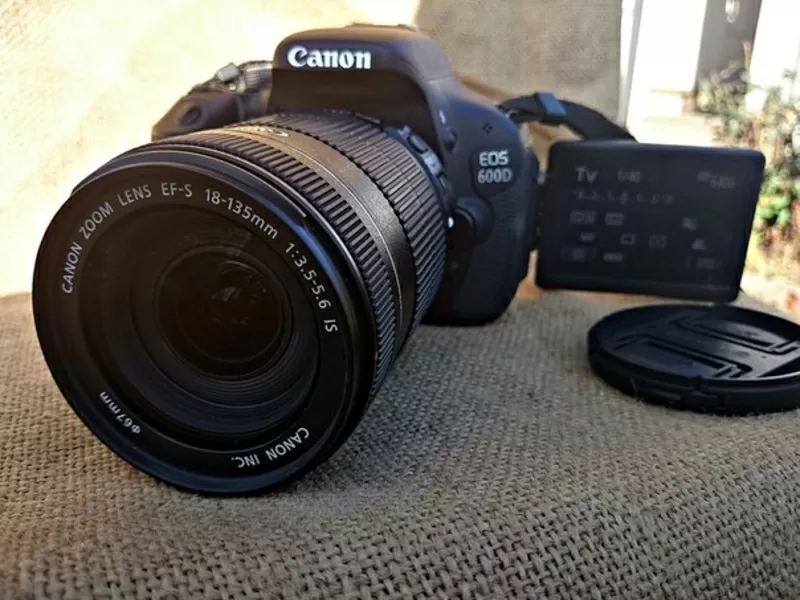 Canon EOS 600D Kit,  в идеальном состоянии 2