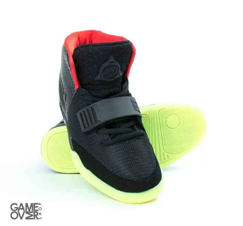 Nike Air Yeezy 2 Black/Pink 4