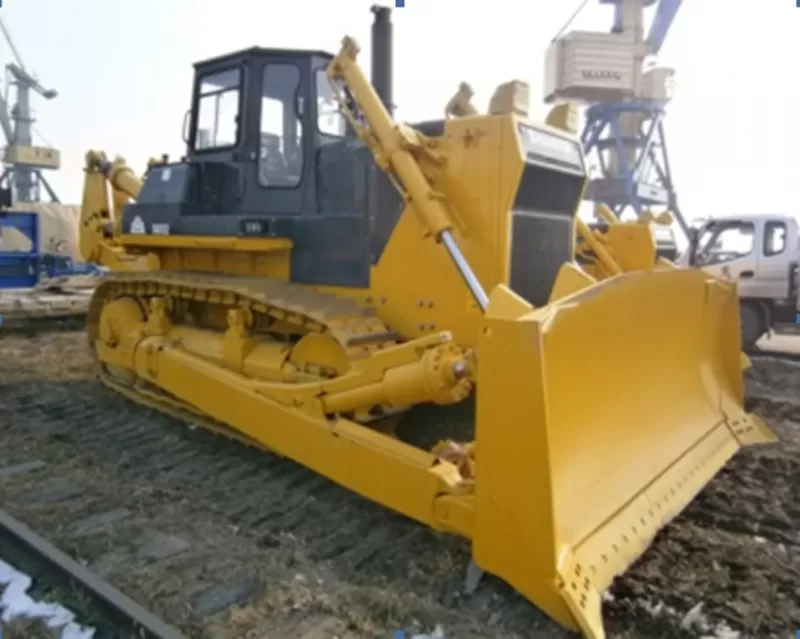 Бульдозер Shantui SD32