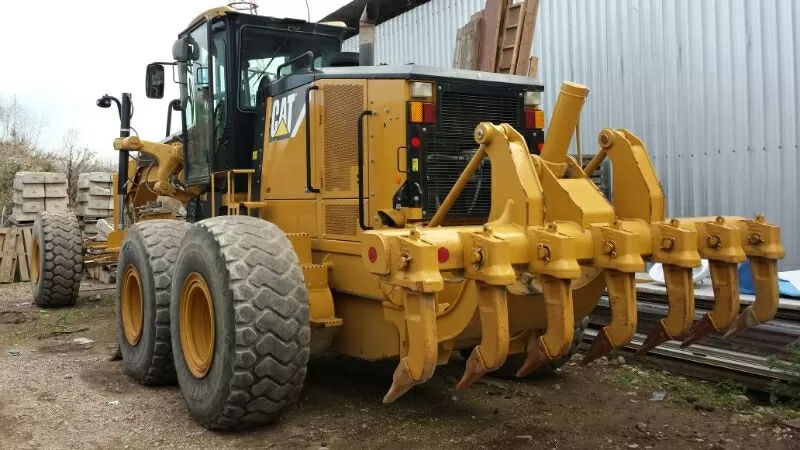 Грейдер Caterpillar 16M 2
