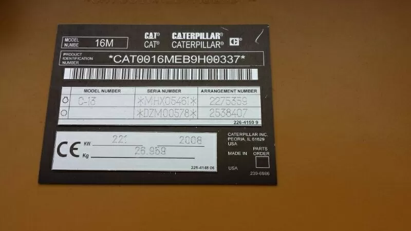 Грейдер Caterpillar 16M 4