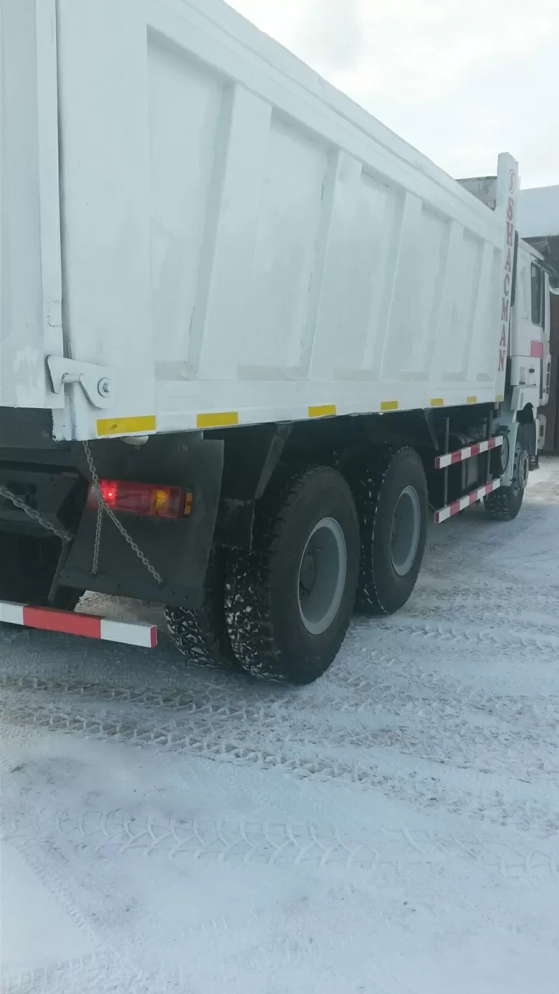 Самосвал Shacman 2