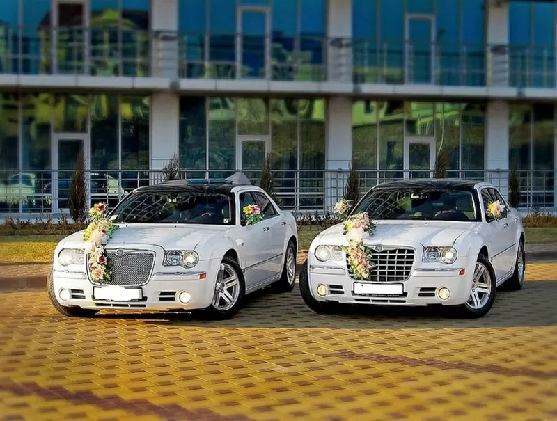 лимузин крайслер 300с на свадьбу  2