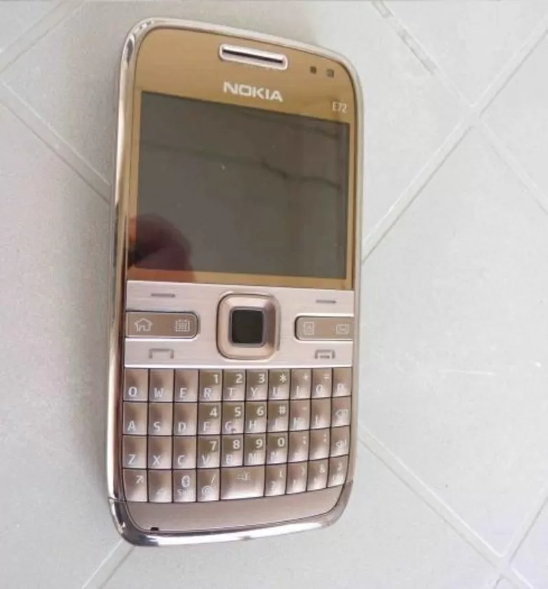 Срочно продам Nokia E-72